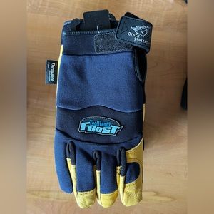 NEW 🔥 4 PAIRS! ToolHandz Frost Men’s Size Large Gloves.